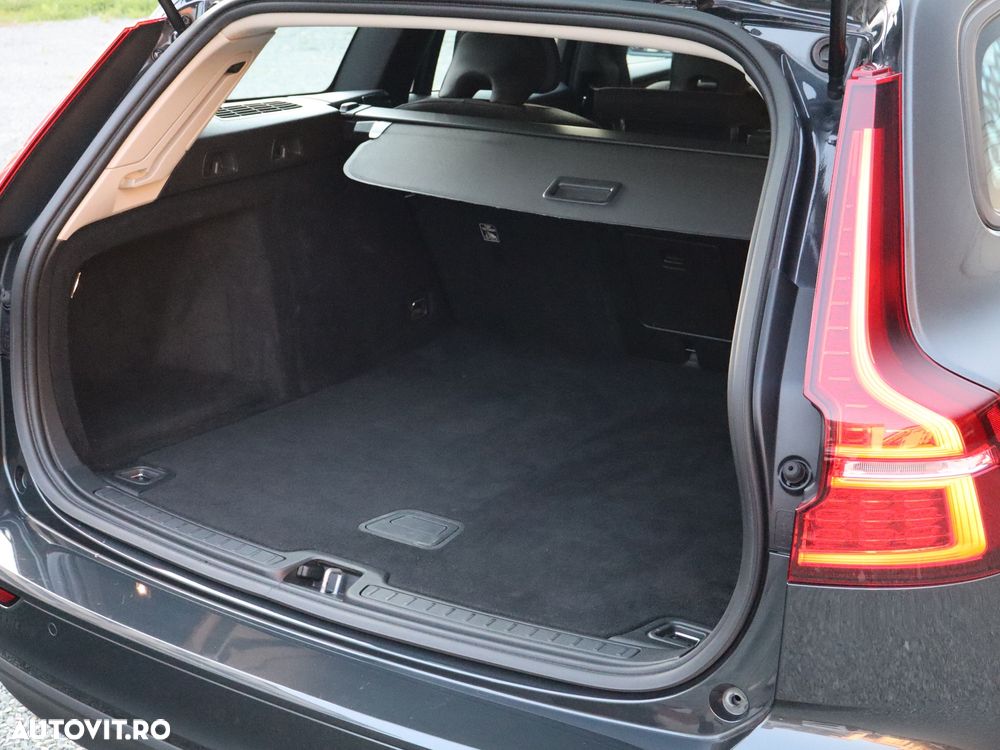 Volvo V60 D3 Geartronic Momentum Pro - 19