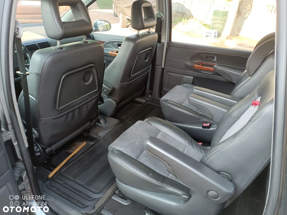 Volkswagen Sharan - 11