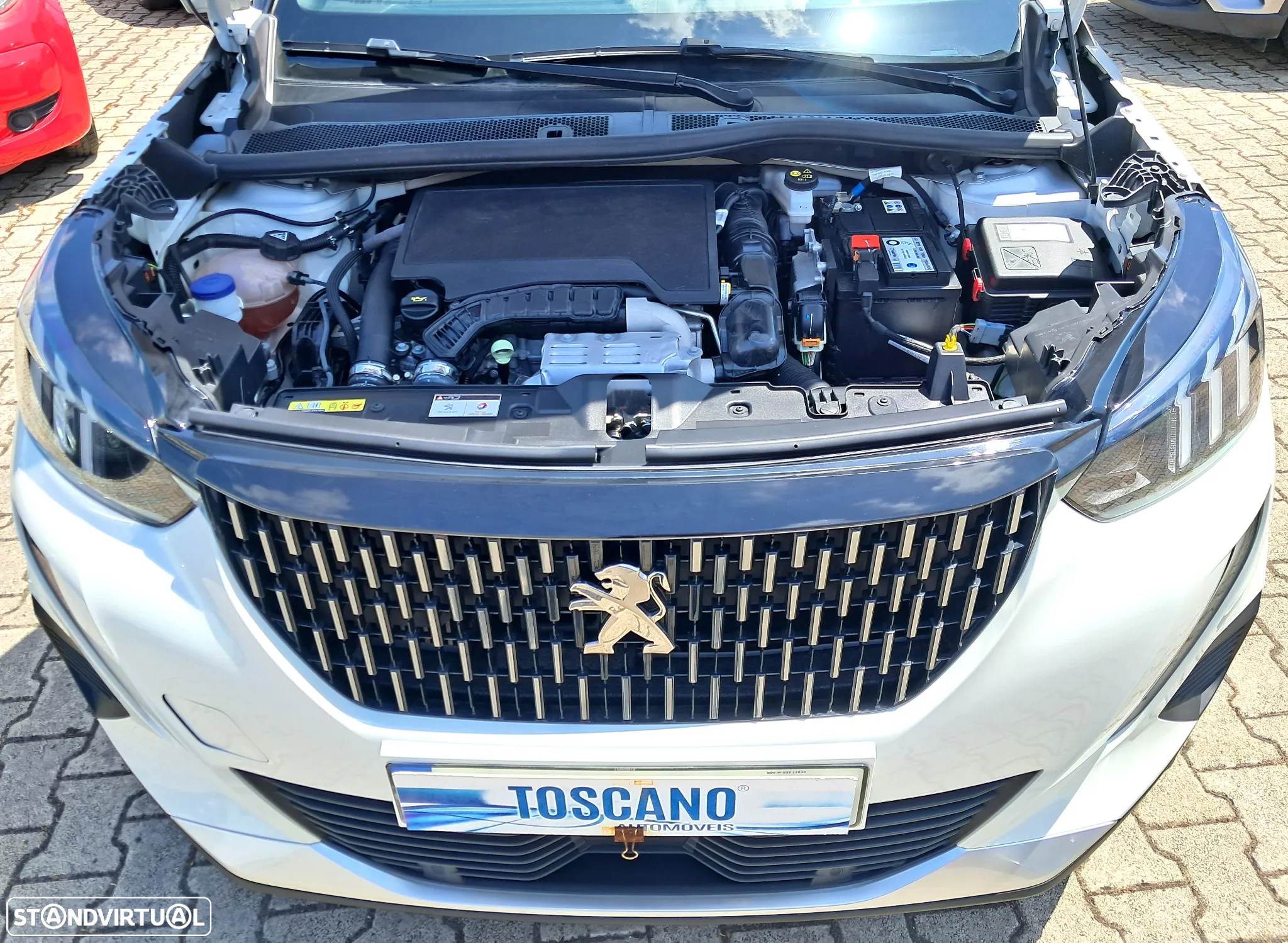 Peugeot 2008 1.2 PureTech GT - 19