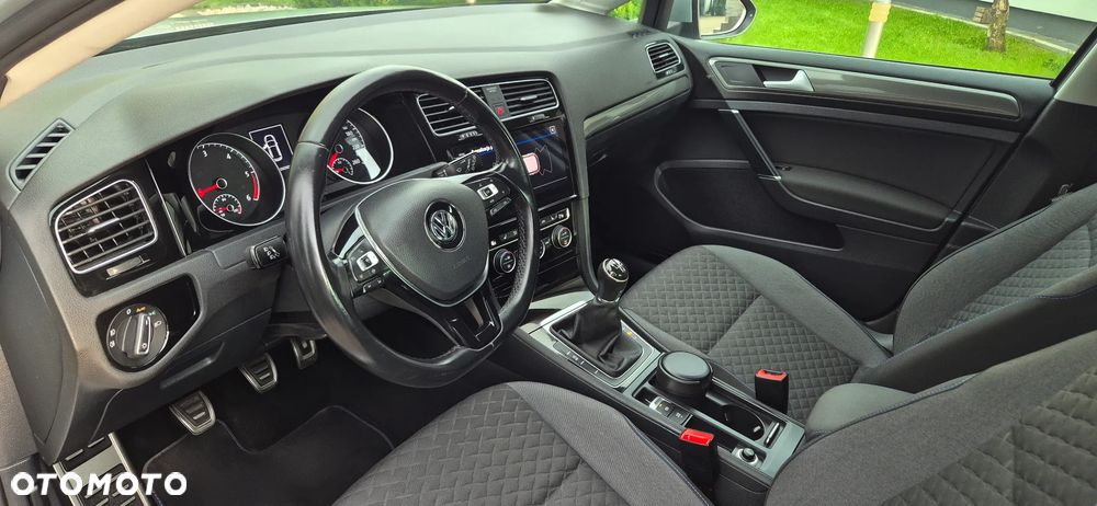 Volkswagen Golf 1.6 TDI SCR Join - 18