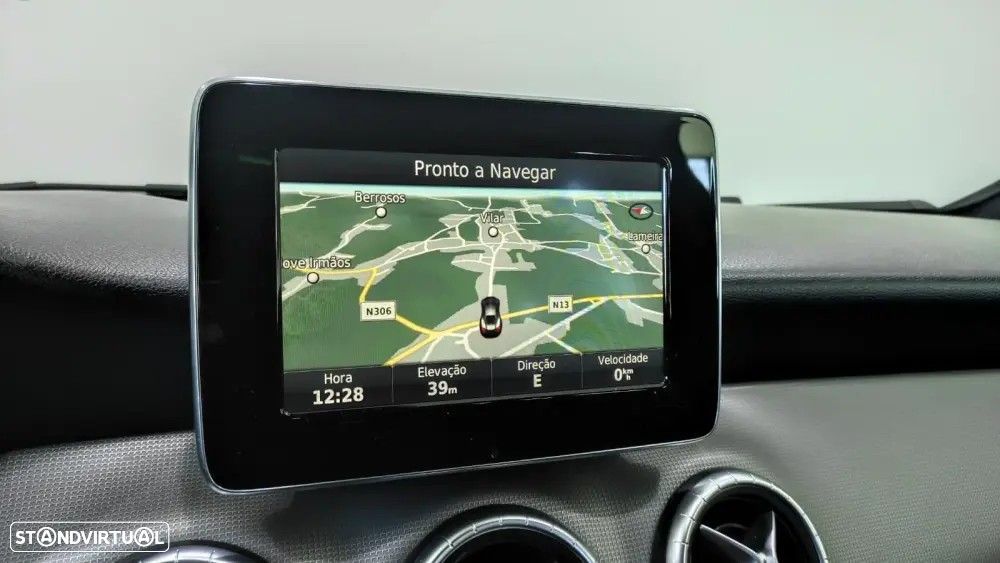 Mercedes-Benz CLA 200 d Shooting Brake AMG Line - 29