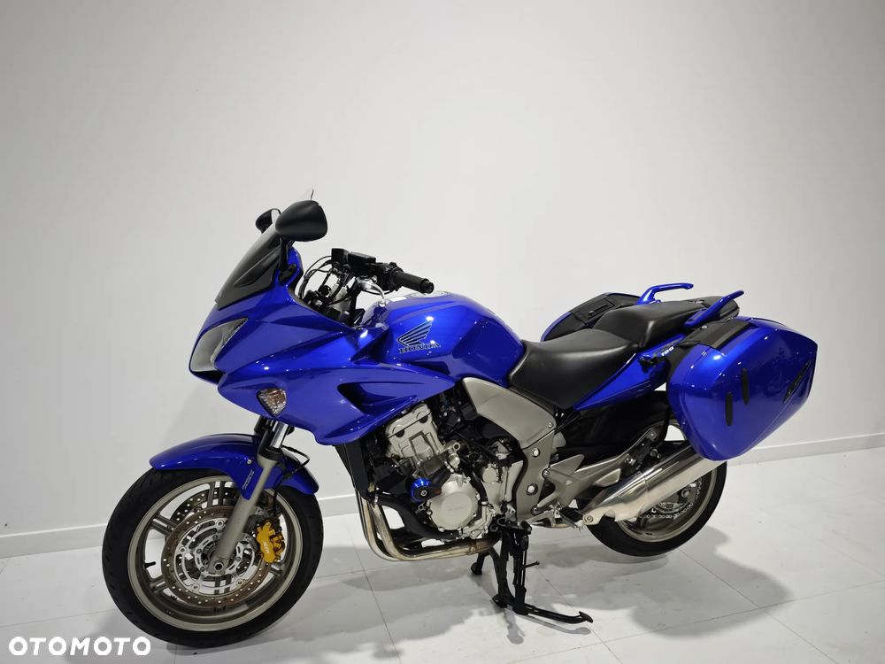 Honda CBF - 27