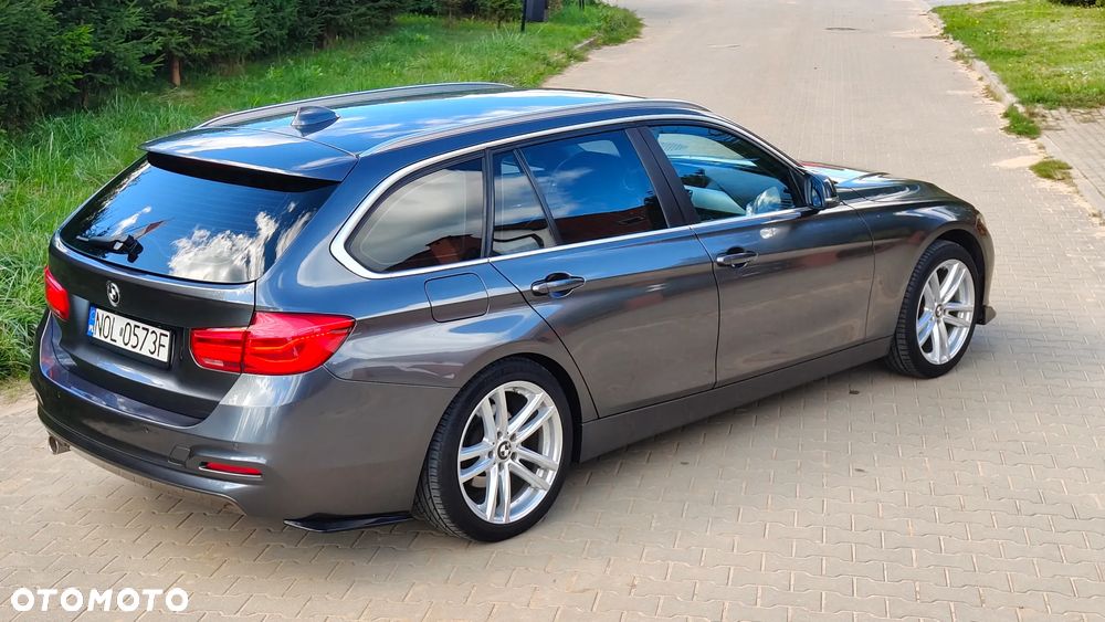 BMW Seria 3 320d - 4