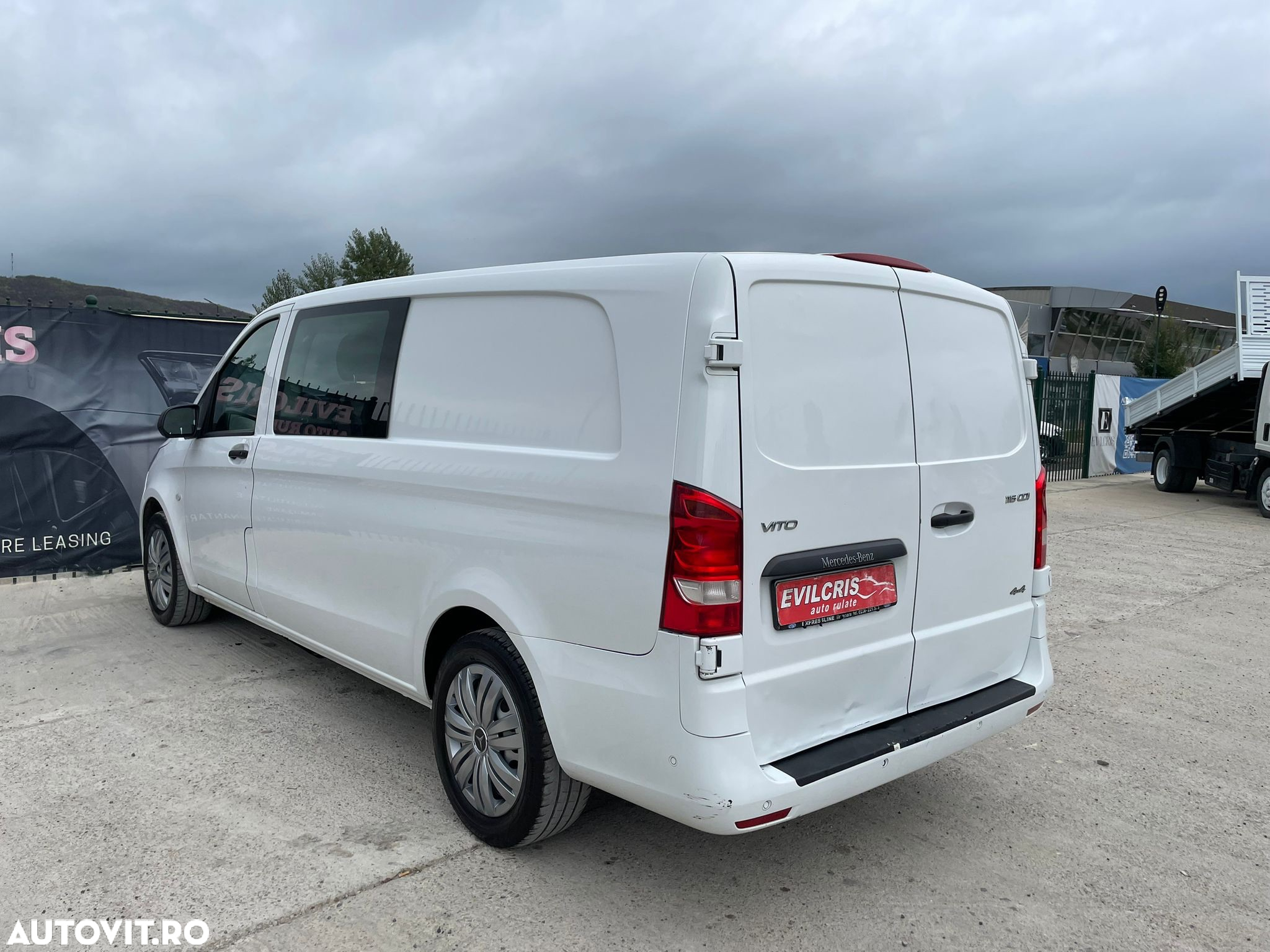 Mercedes-Benz Vito 4x4 6 LOCURI LUNG AUTOMAT - 12