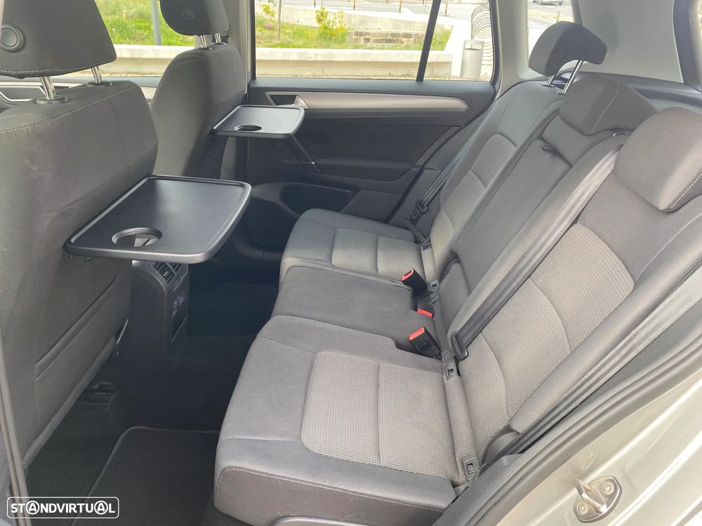 VW Golf 1.6 TDi BlueMotion Confortline - 12