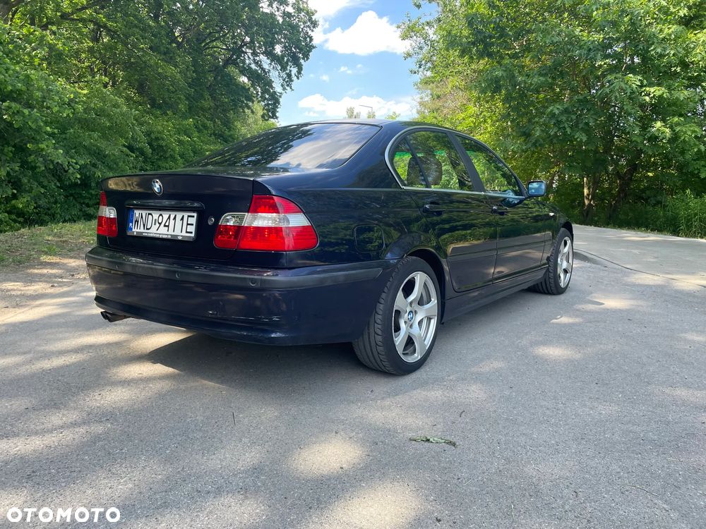 BMW Seria 3 320i - 5