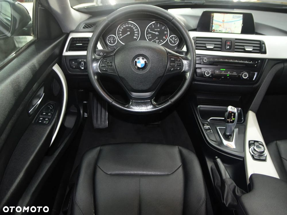 BMW 3GT 318d - 16
