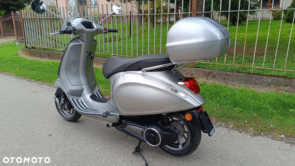 Piaggio Vespa - 4
