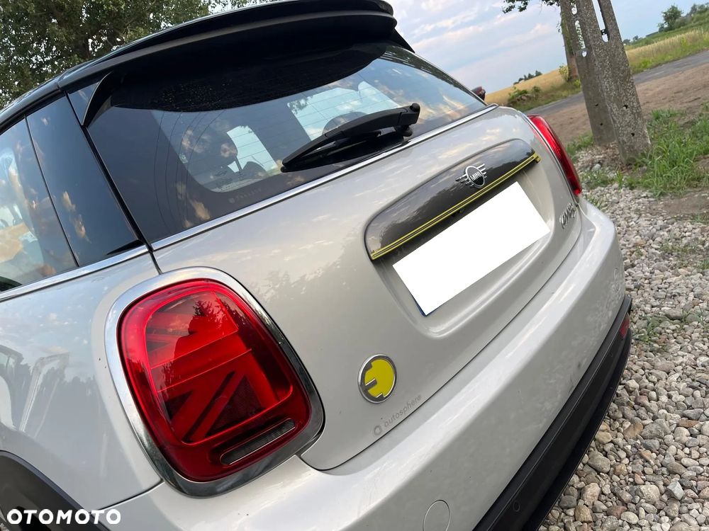 MINI Cooper SE Electric Trim - 7