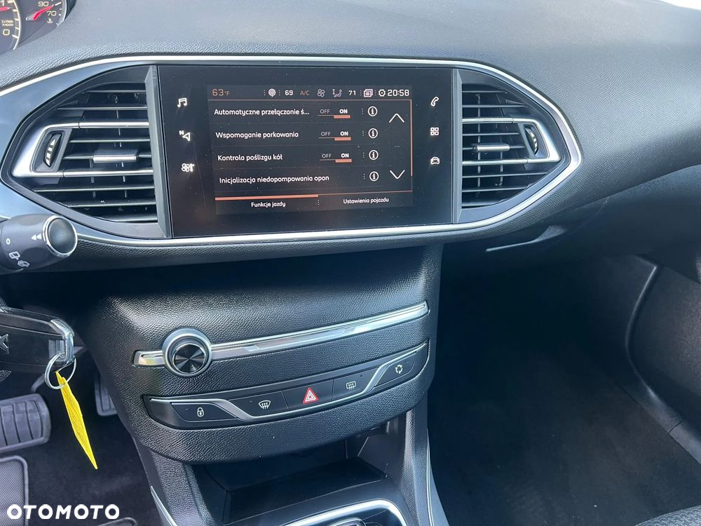 Peugeot 308 - 17