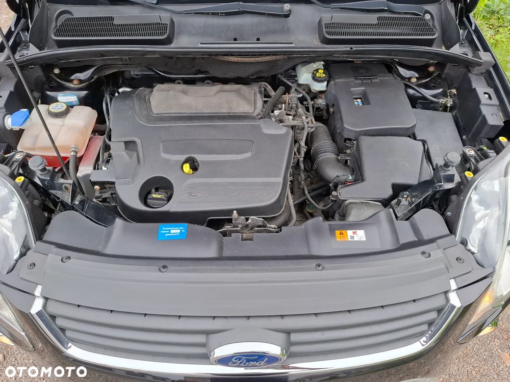 Ford Kuga 2.0 TDCi 4x4 Titanium - 34