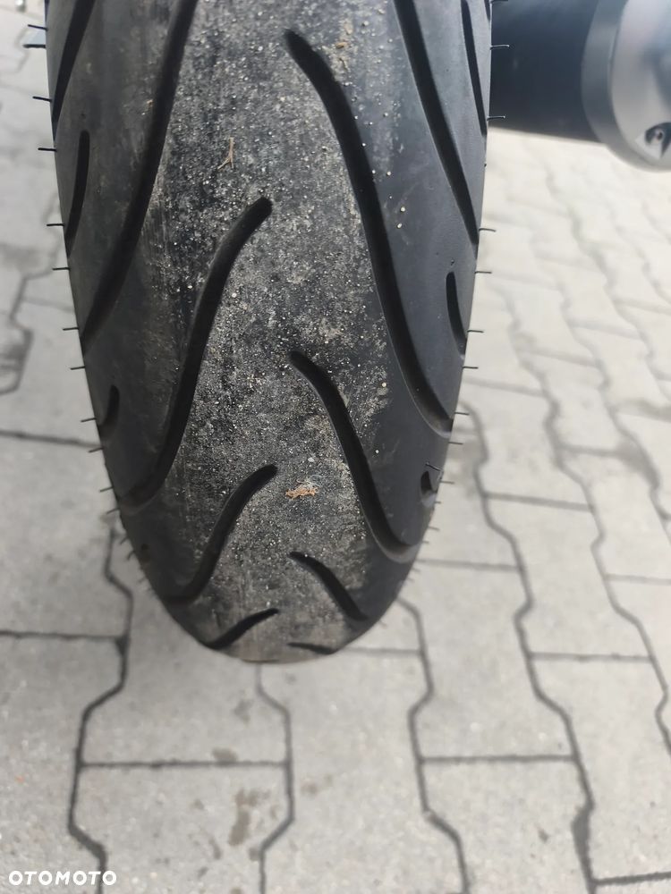 Yamaha MT - 29