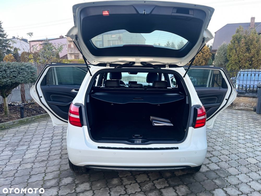 Mercedes-Benz Klasa B - 38