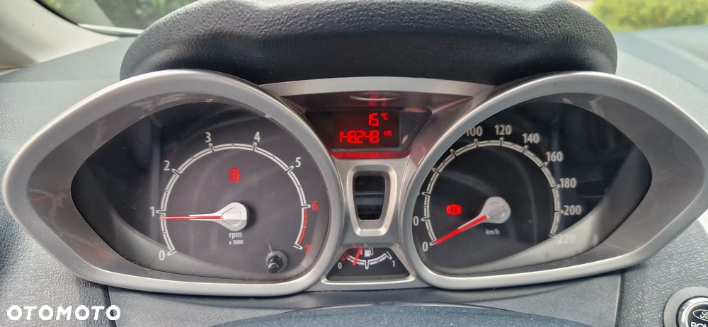 Ford Fiesta 1.6 Platinium X - 21