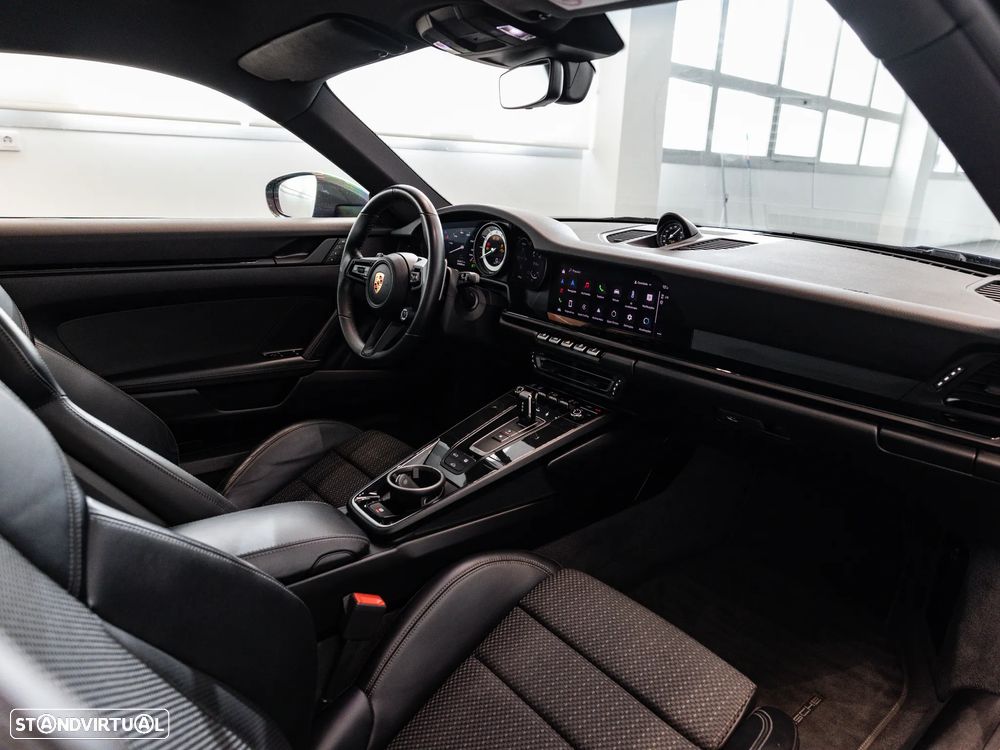 Porsche 911 (992) Carrera T PDK - 23