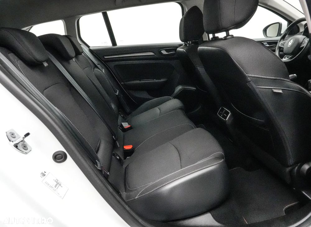 Renault Megane TCe 140 GPF EQUILIBRE - 16