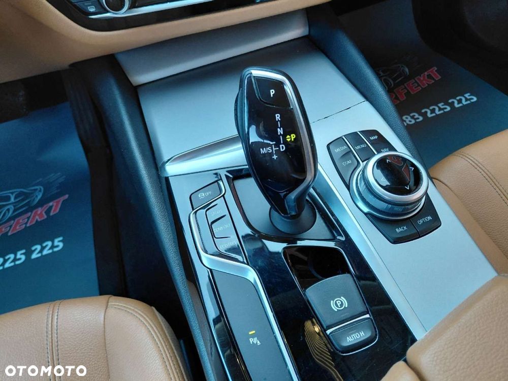BMW Seria 5 - 21