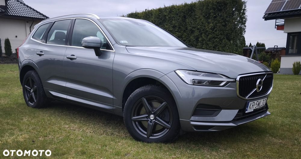 Volvo XC 60 B4 B Momentum Pro - 4