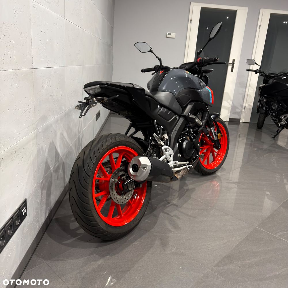 Yamaha MT - 5