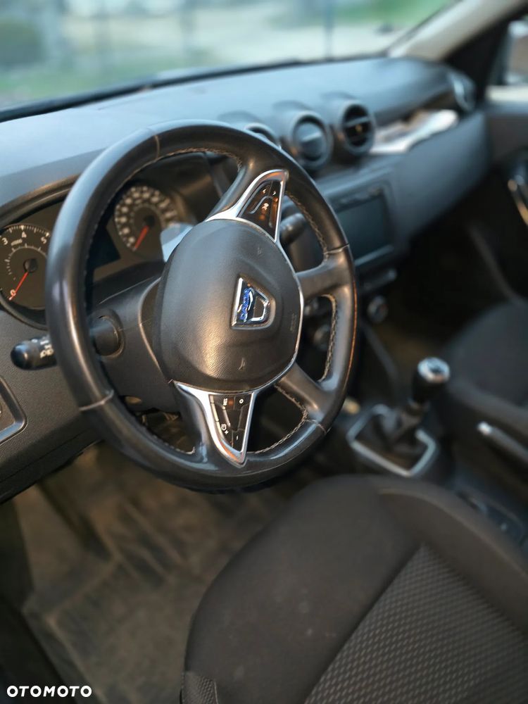 Dacia Duster 1.6 SCe Comfort - 10