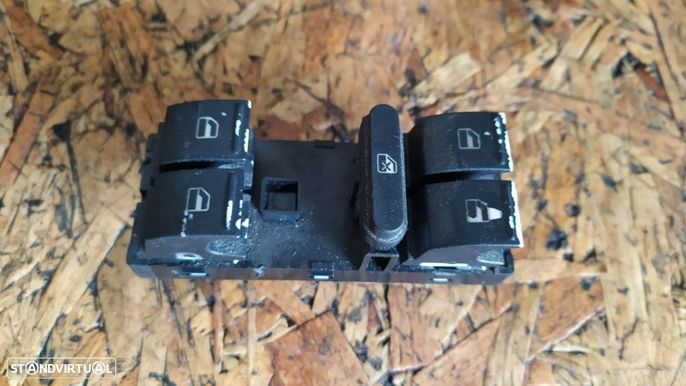 COMANDO / BOTÕES VIDROS VOLKSWAGEN GOLF VI 1K4959857 - 1