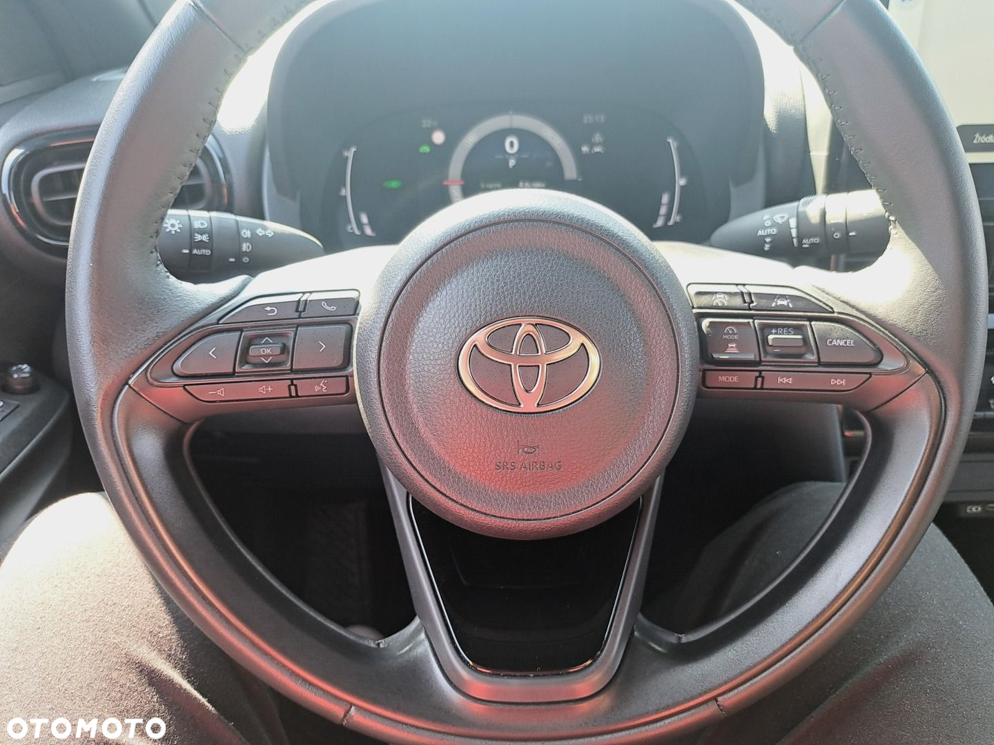 Toyota Yaris Cross Hybrid 1.5 Style - 11