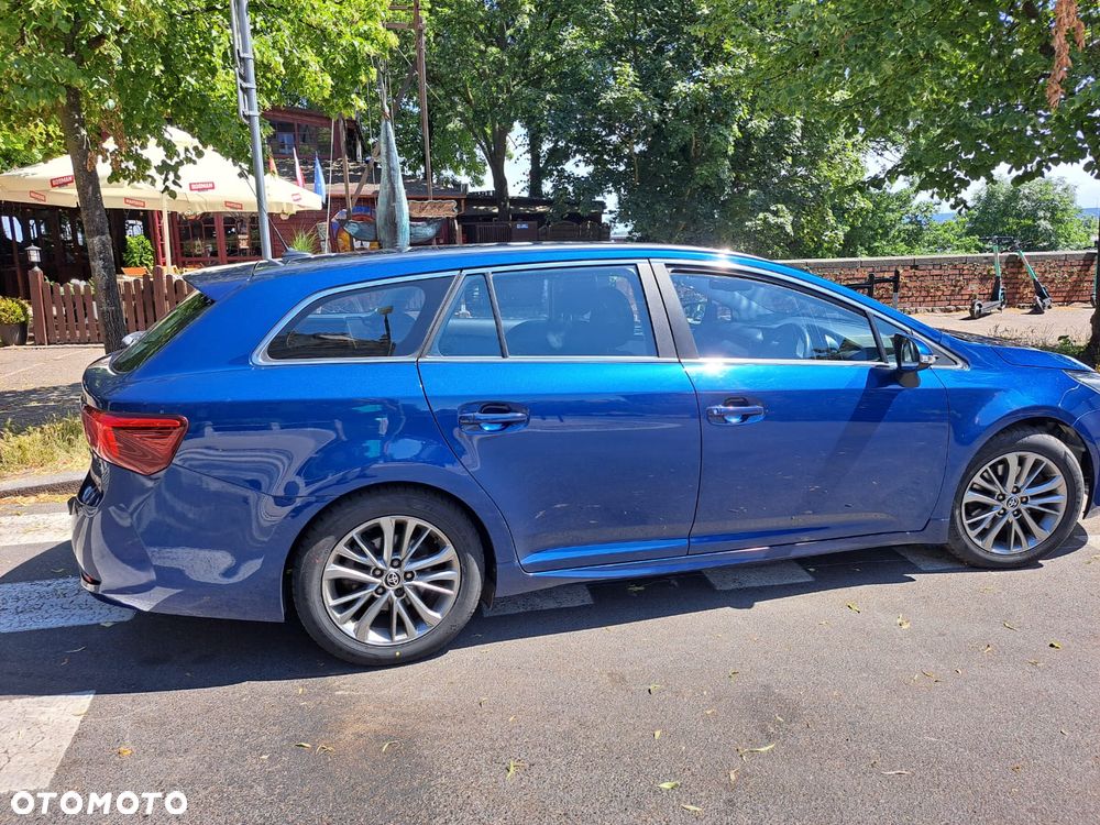 Toyota Avensis 2.0 D-4D Active Business - 15