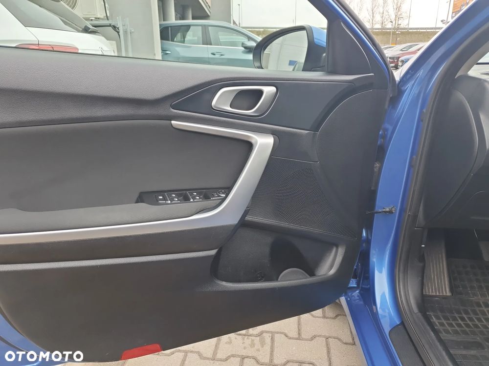Kia Ceed 1.4 T-GDI M - 11