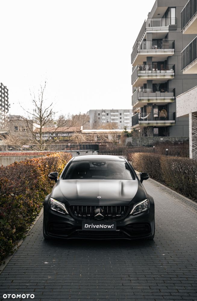 Mercedes-Benz Klasa C 63 AMG 9G-TRONIC - 30