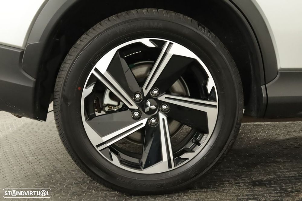 Mitsubishi Eclipse Cross 2.4 PHEV eMotion - 5