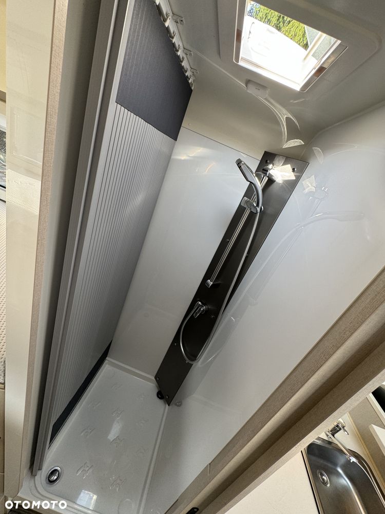 Mercedes-Benz Sprinter - 10