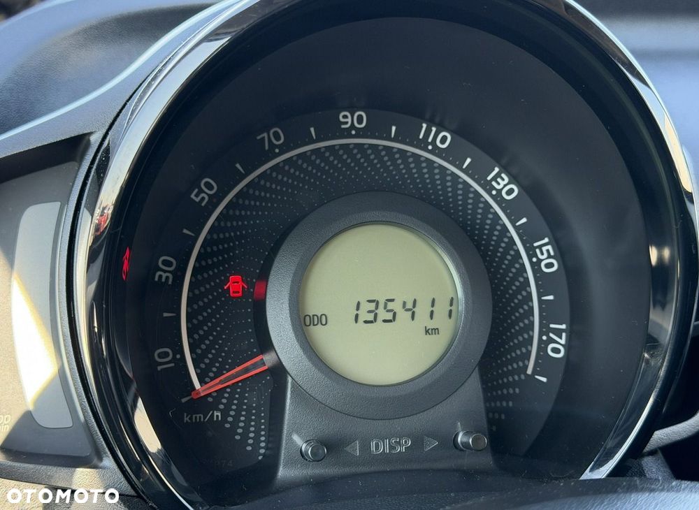 Toyota Aygo x-trend - 18