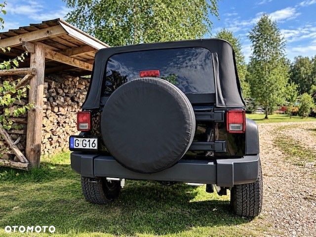 Jeep Wrangler 2012 photo 4