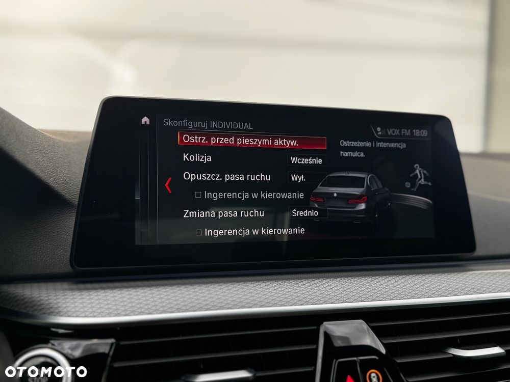 BMW Seria 5 520d xDrive M Sport sport - 28