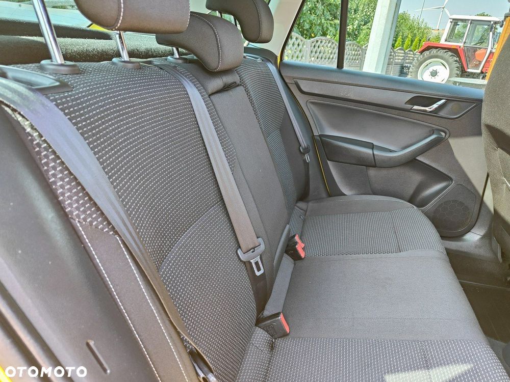 Skoda RAPID 1.6 TDI Active - 26