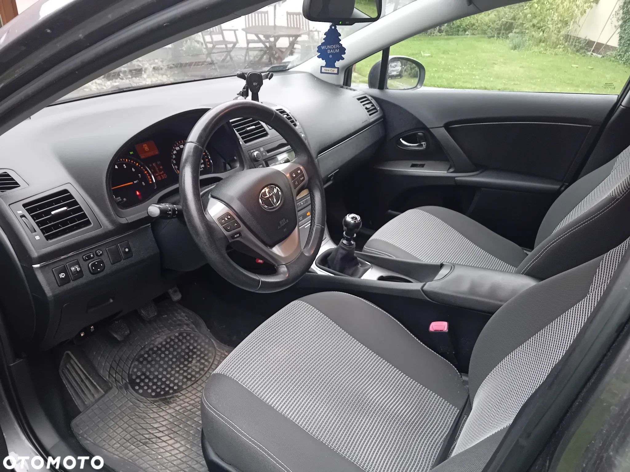 Toyota Avensis 1.8 Sol - 5