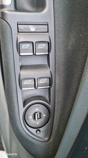 Ford Grand C-MAX 2.0 TDCi Titanium - 21