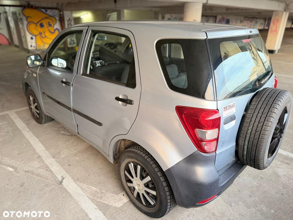 Daihatsu Terios 2WD - 6