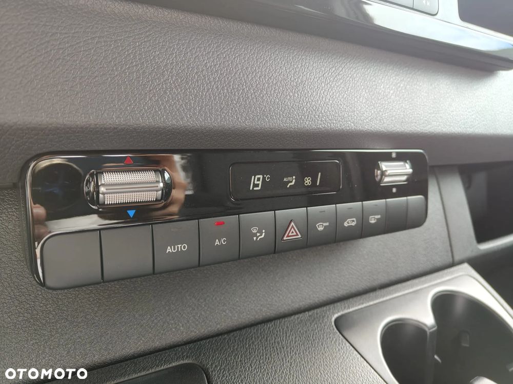 Mercedes-Benz Sprinter - 31