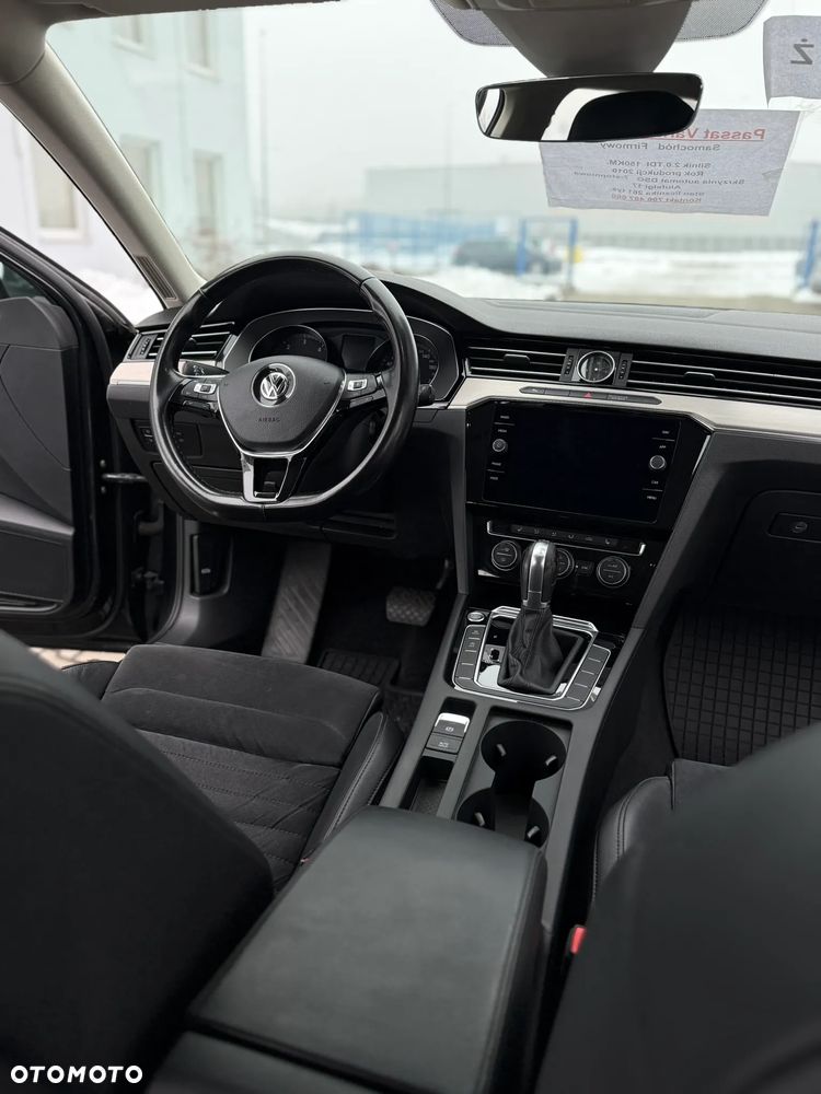 Volkswagen Passat Variant 2.0 TDI SCR DSG Highline - 11