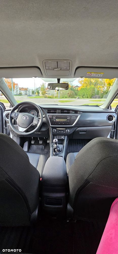 Toyota Auris 1.4 D-4D Active - 11