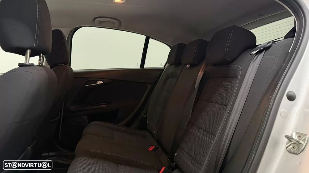 Fiat Tipo 1.3 M-Jet Lounge Tech - 21