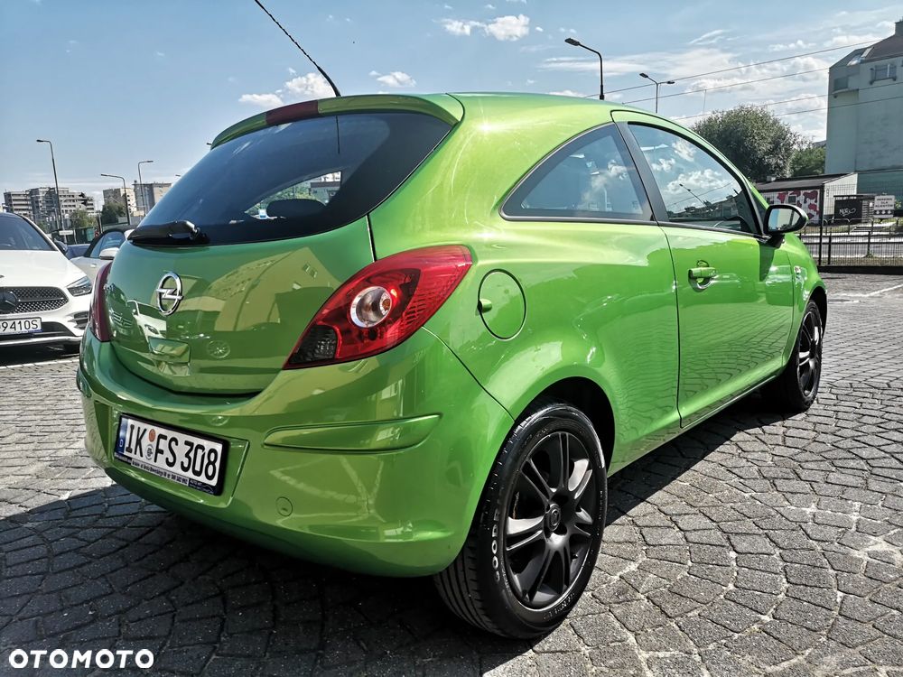 Opel Corsa 1.2 16V Energy - 2
