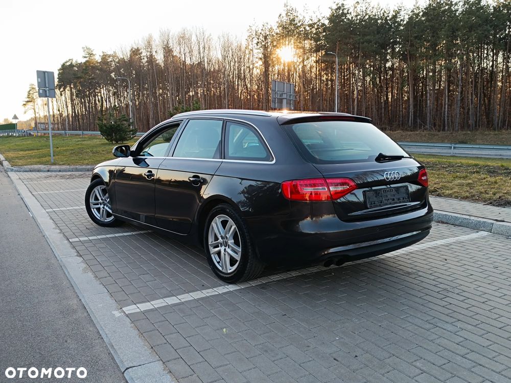 Audi A4 Avant 2.0 TDI DPF Ambition - 16