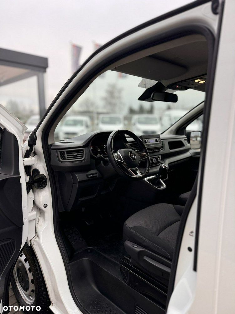 Renault Trafic - 20