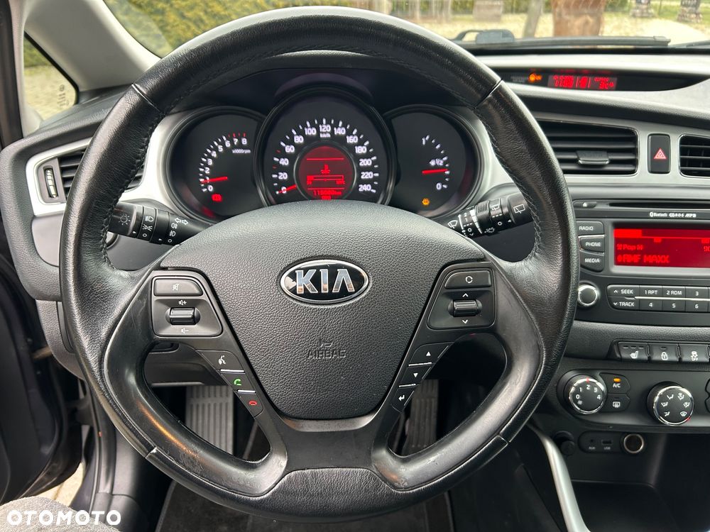 Kia Ceed 1.4 CVVT Vision - 21