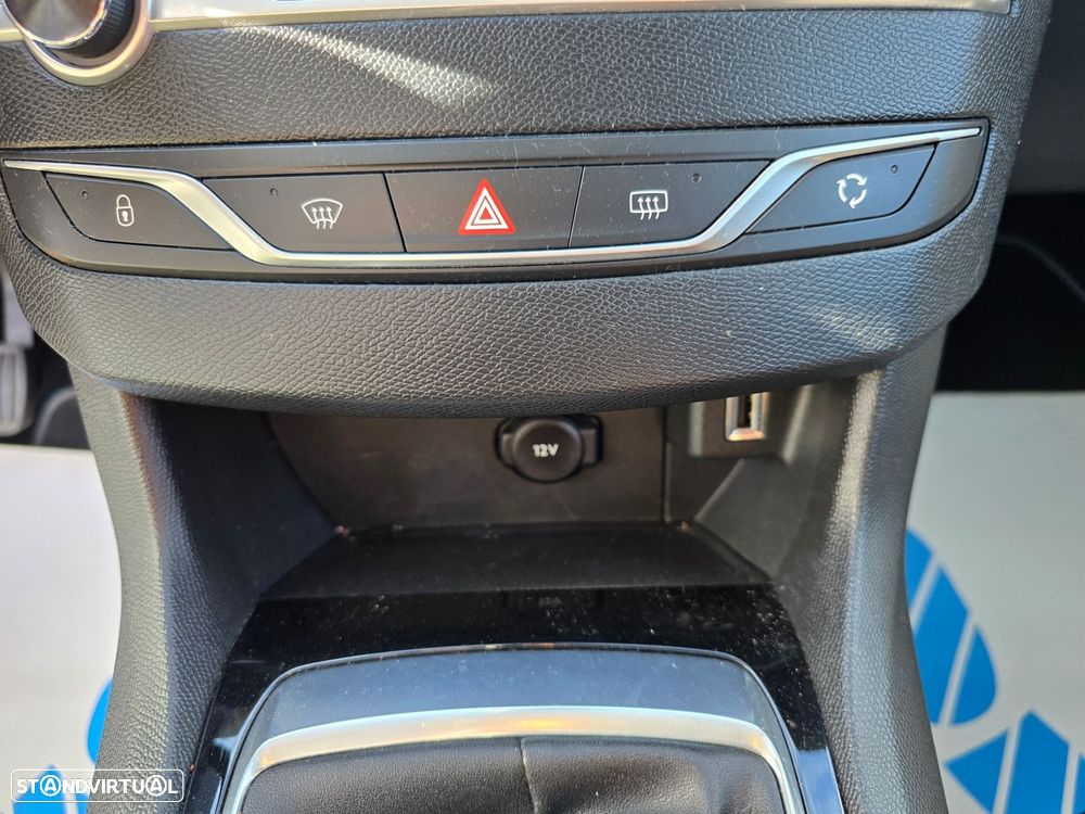 Peugeot 308 1.5 BlueHDi Active Pack - 25