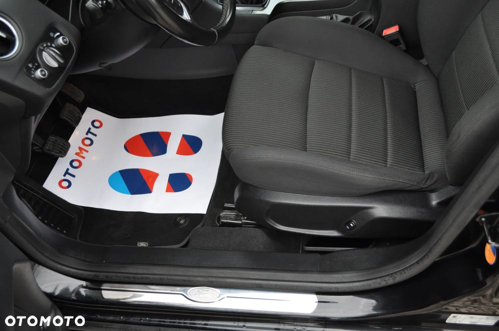Ford Mondeo 2.0 Viva Titanium - 28