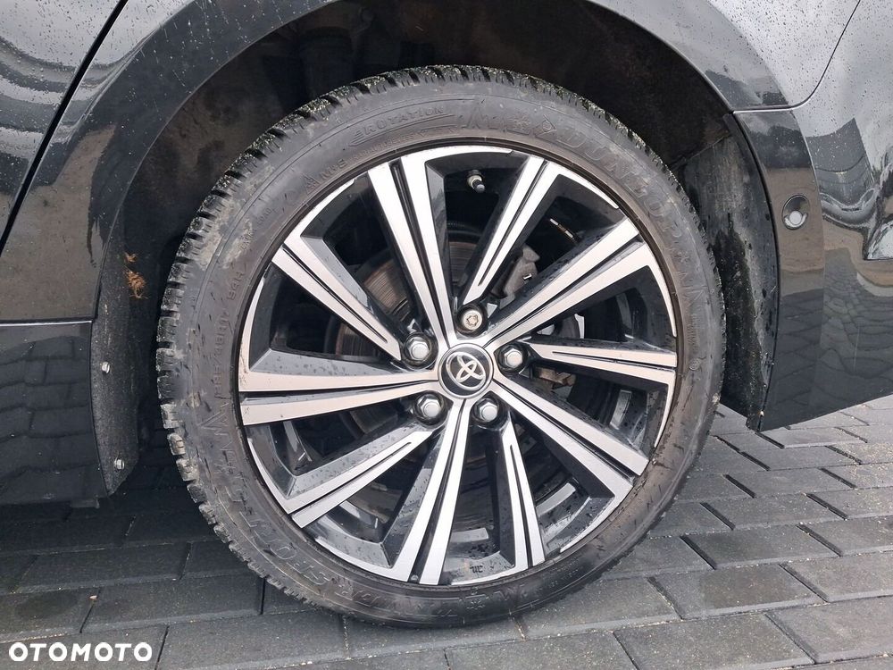 Toyota Corolla 1.8 Hybrid Comfort - 24