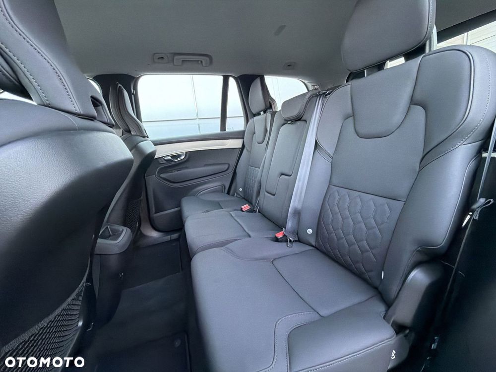 Volvo XC 90 - 13